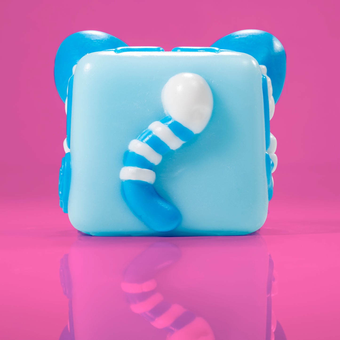 Misty the tiger Mushykinz taba squishy back view on a pink background