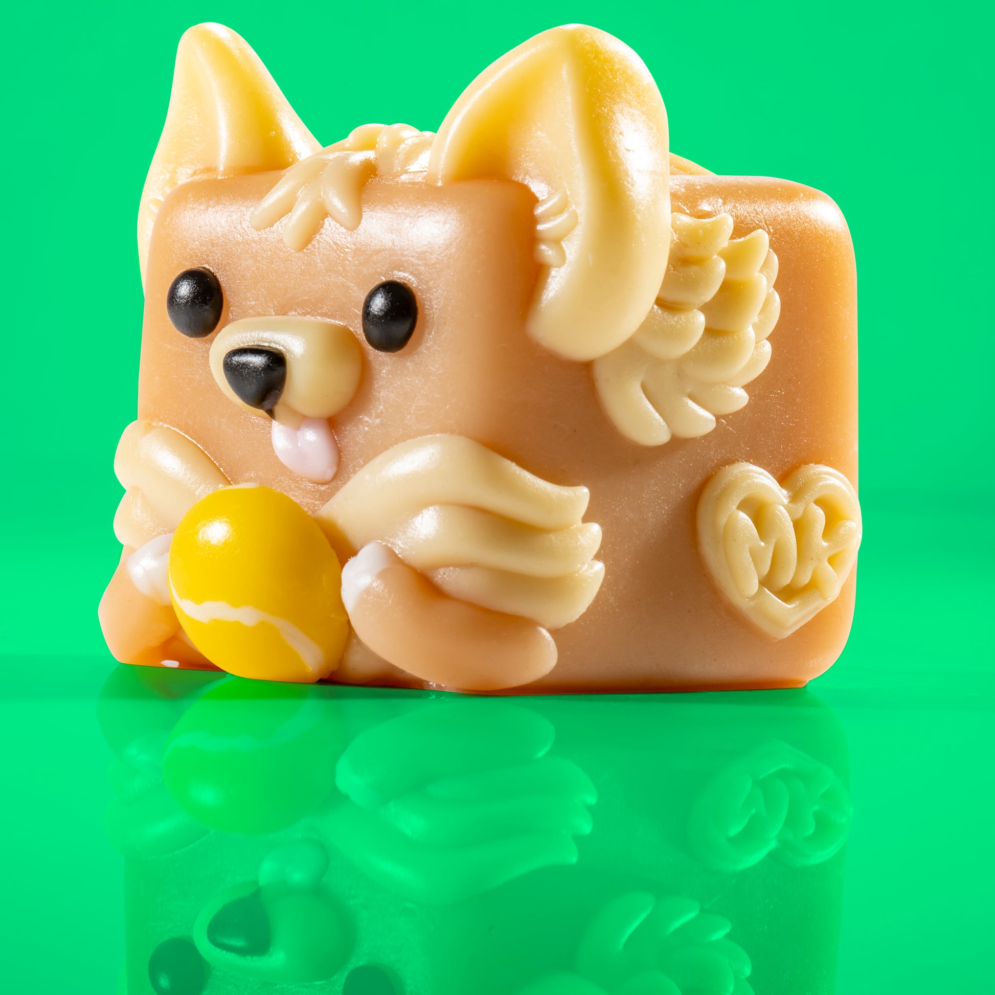 Scout the chihuahua Mushykinz taba squishy left side view